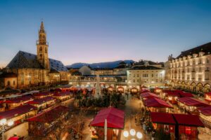 bolzano-christmas-market-2026-walther-square