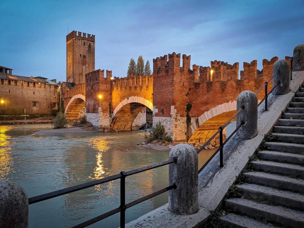 castelvecchio-bridge-adige-river-verona
